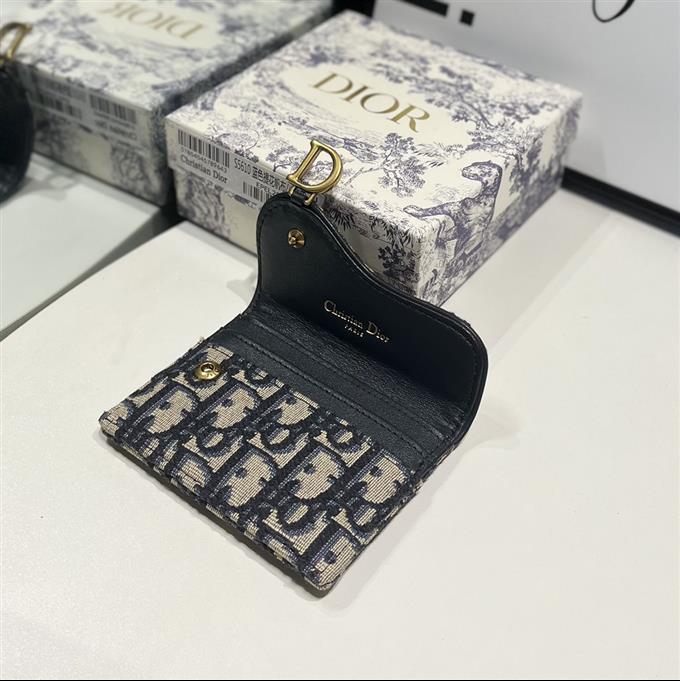 2025228Y 170P182139686